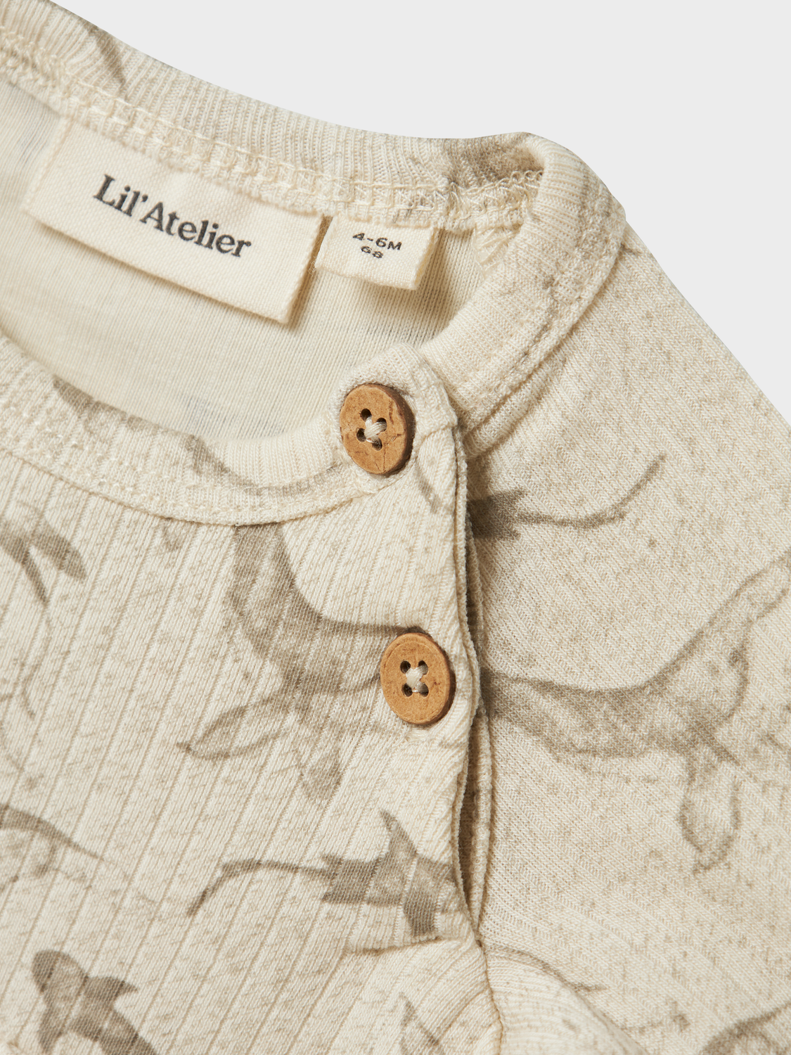 model_shot-front_full